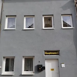 Hauptmann5 Apartment
